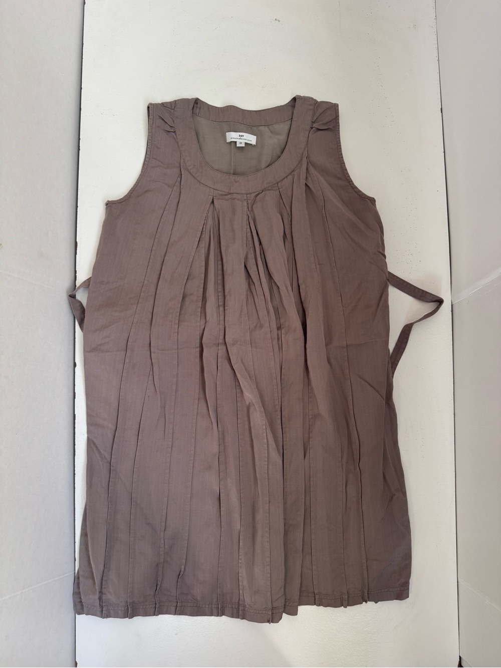 DAY Birger et Mikkelsen taupe sleeveless dress size 36